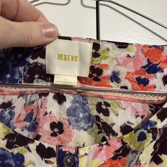 Maeve Anthropologie Floral Print Button Up Blouse Bell Sleeve Size 6 - Picture 3 of 8